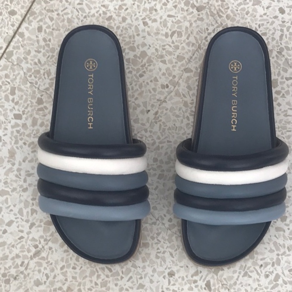 Tory Burch Blue and White Sandals Modern Comfort new newer been worn